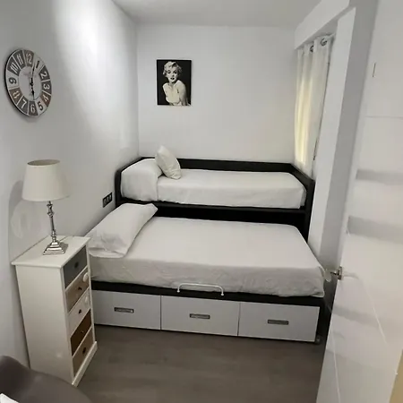 Apartamento Nuevo!! Lujo&confort. Parking Sevilla